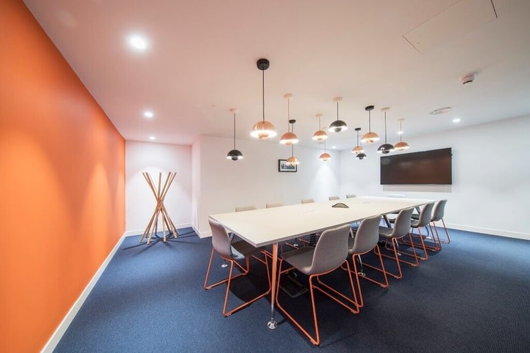 London - W1W 6XB, Your private office 4 desk to rent at Spaces Fitzrovia