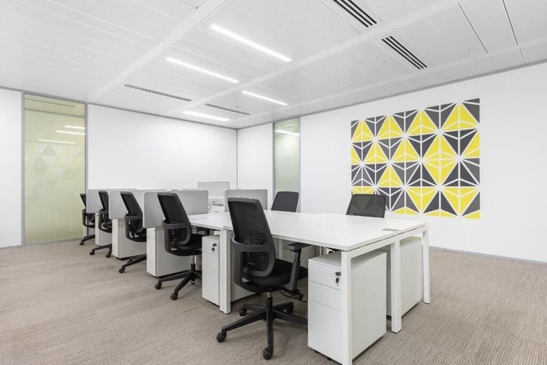 London - SE1 2RE, Serviced office to rent for 3 desk at 3 More London Riverside
