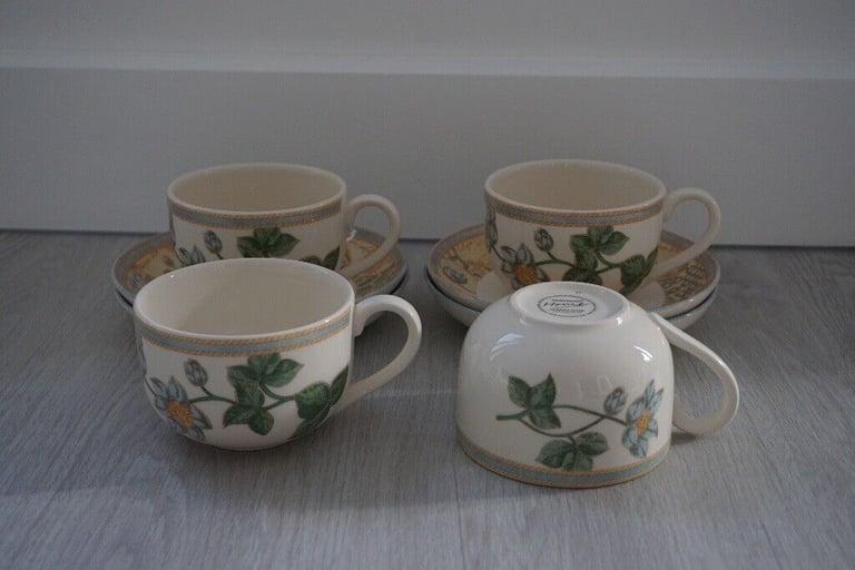 Wedgwood Home 'Garden Maze' 4 Breakfast Cups and Saucers