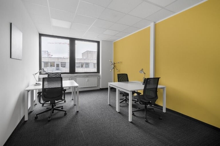 Liverpool - L2 3PF, Furnished private office space for 3 desk at Horton House