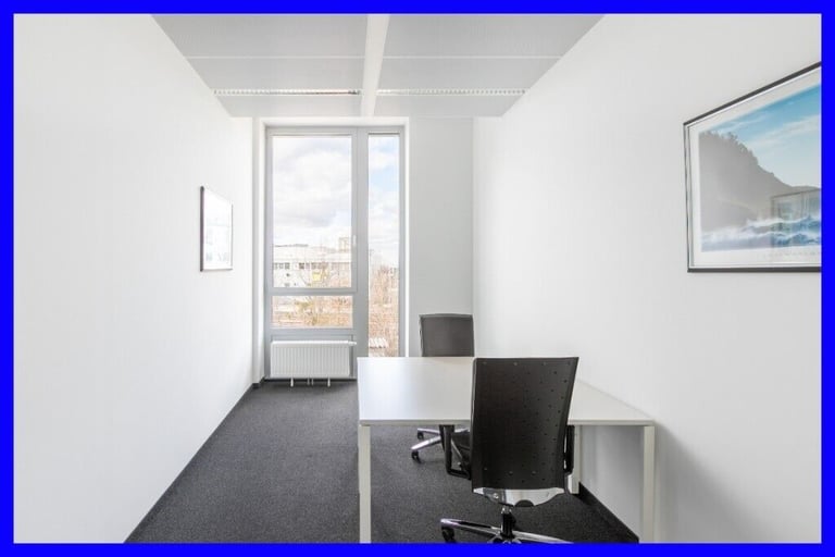 Windsor - SL4 1TX, 1 Work station private office to rent at 59-60 Thames Street