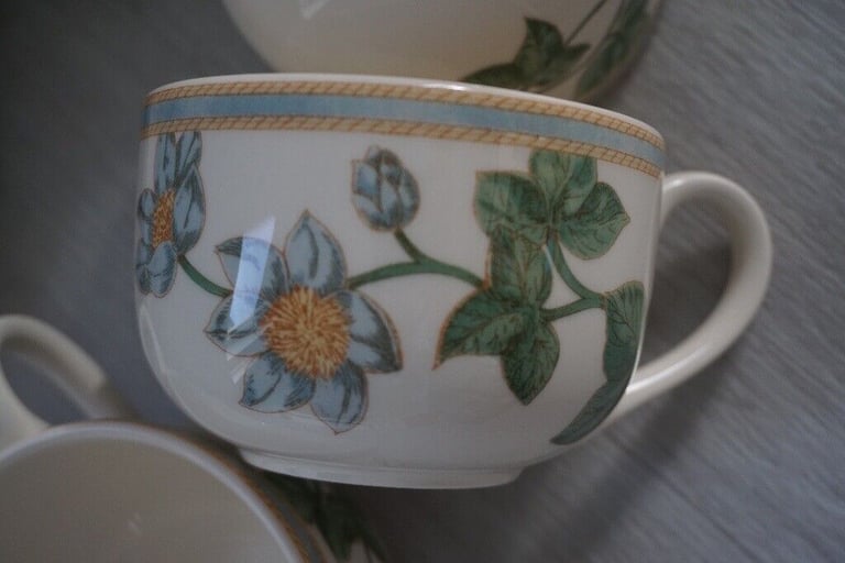 image for Wedgwood Home 'Garden Maze' 4 Breakfast Cups and Saucers