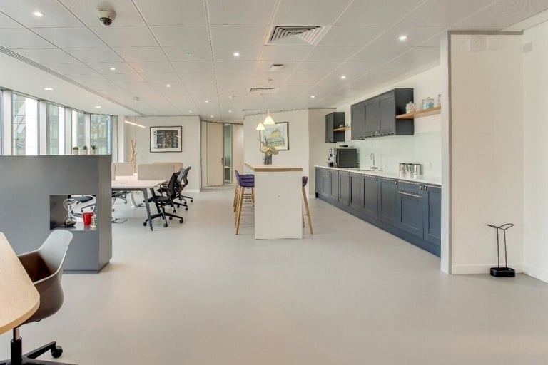 Birmingham - B15 1TR, 4 Work station private office to rent Apex House