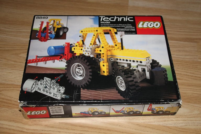 Lego Technic 8849 Tractor - Vintage set, rare, with instructions & box