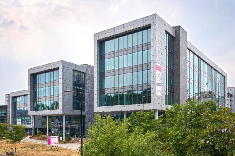 Sheffield - S1 2BJ, Your open plan office 15 desk to rent at Spaces Acero