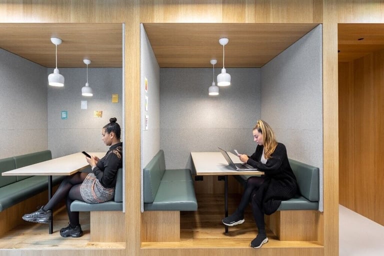 EC4N 6NP - London, 2ws serviced office to rent at Spaces Cannon Street Station