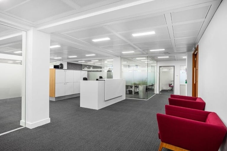 London - SW1Y 4PE, 1 Work station private office to rent at Regent Street St James's