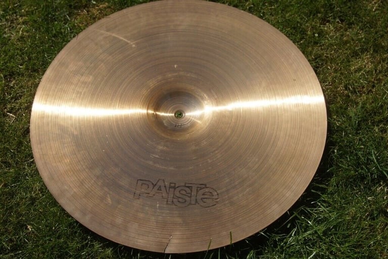 Paiste 2002 18 inch Crash cymbal - '77 - Black logo - Vintage - 1365g