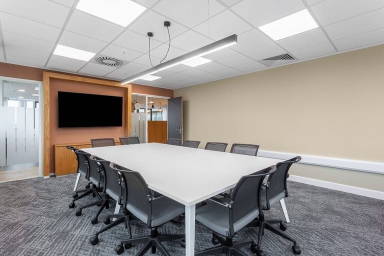 Wolverhampton - WV3 0SR, Co-working membership 538 sqft serviced office to rent at 84 Salop Street