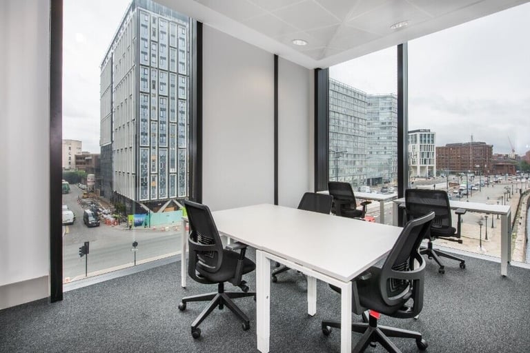 Liverpool - L3 1BP, Flexible Day Office for Rent at 1 Mann Island