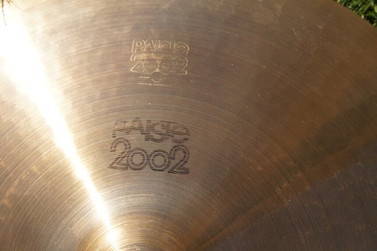 Paiste 2002 18 inch Crash cymbal - '77 - Black logo - Vintage - 1365g
