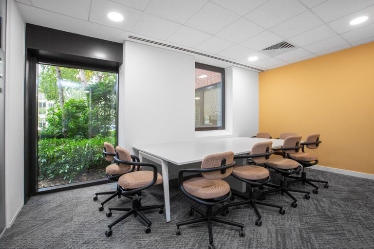 Brentwood - CM13 3FR, 1 Desk private office available at Jubilee House
