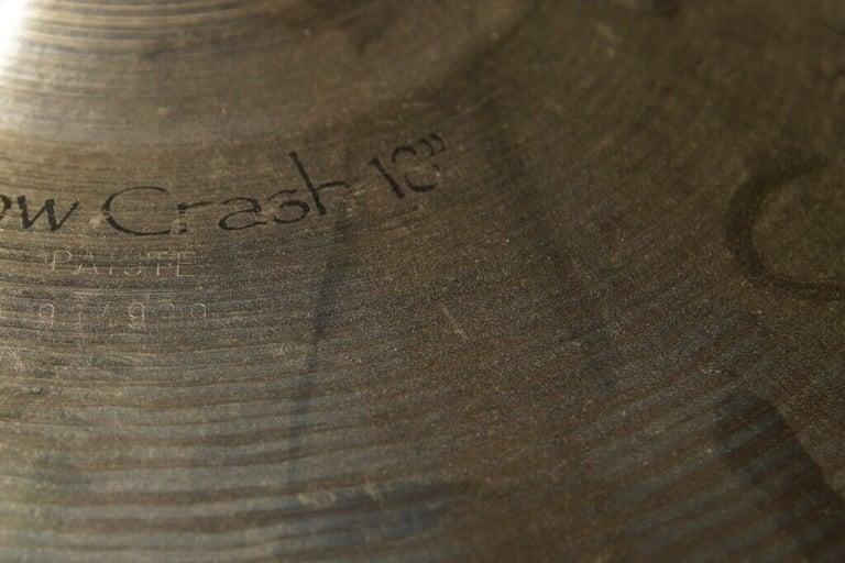 Paiste Signature 18 inch mellow Crash cymbal - '89 - 1315g - Vintage