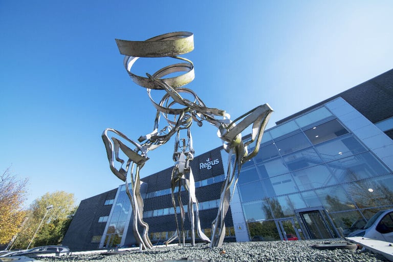 Milton Keynes - MK10 9RG, Access professional office space in Regus Atterbury Lakes