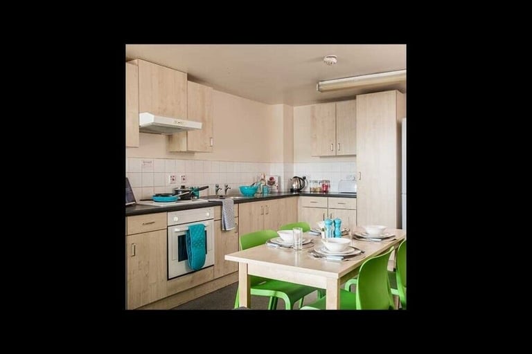 Student Rooms in Liverpool – All Bills Included | Comfortable Homes Near Campus