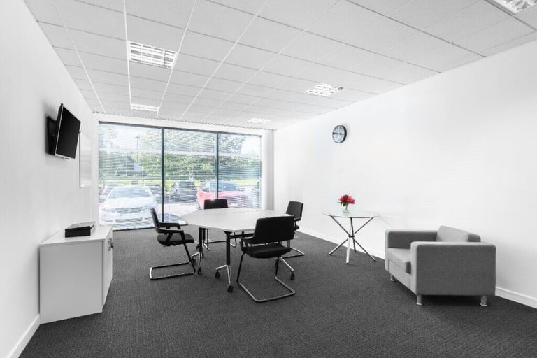 Manchester - M22 5TG, Your private office 4 desk to rent at Manchester Airport 