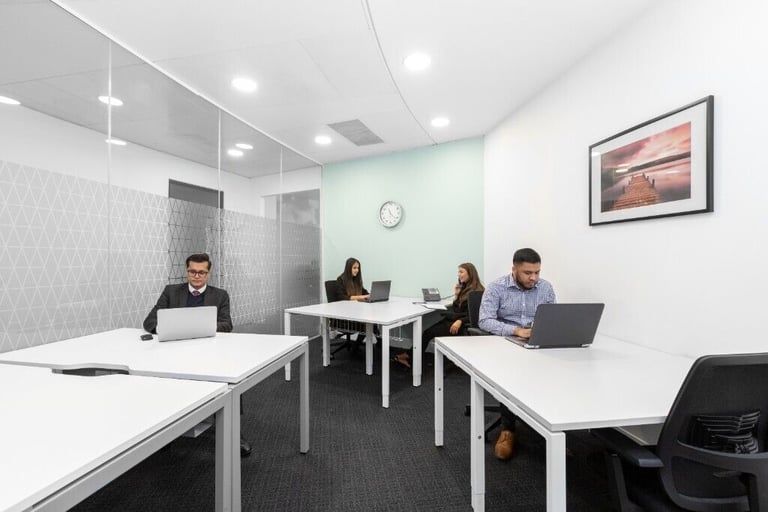 London – EC3A 8BF, Open plan office space for 15 people in Signature St Mary Axe 28th & 29th Floors