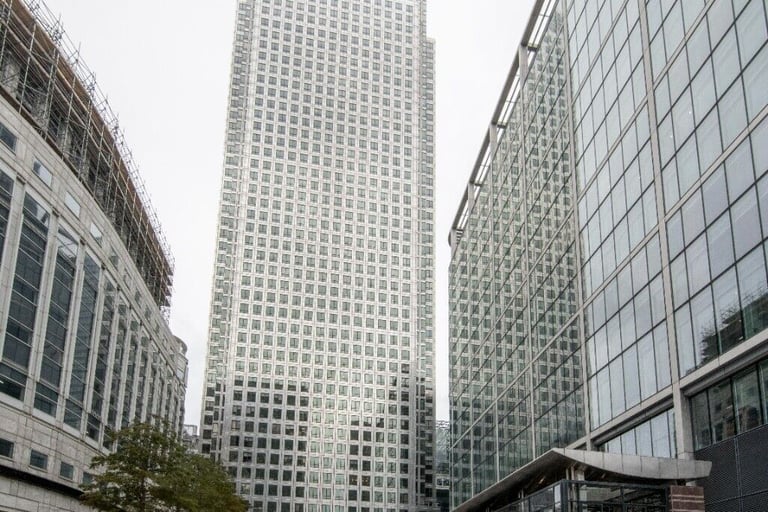 London – E14 5AA, Access professional coworking space in Signature 37th Floor Canary Wharf