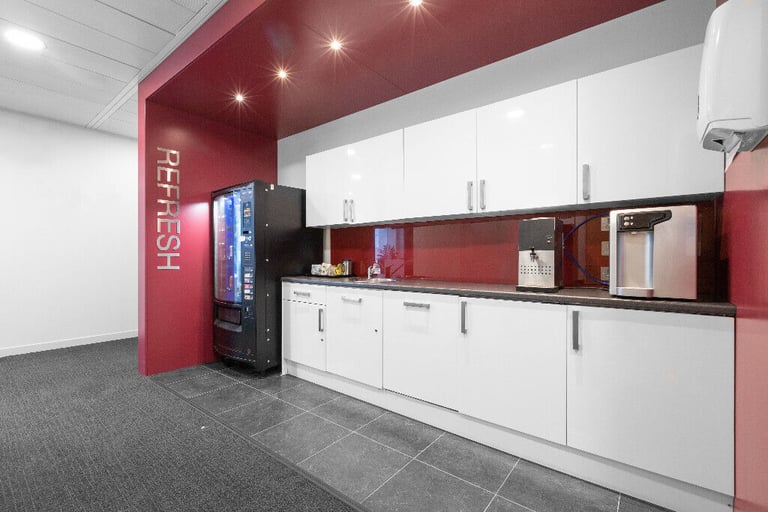 Hemel Hempstead - HP2 4TZ, All-inclusive access to coworking space in Regus Breakspear Park