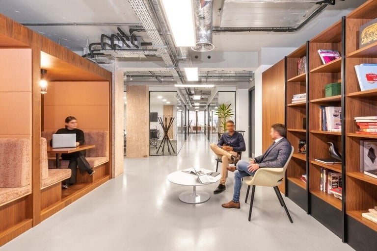 Manchester - M1 5AN, Serviced office to rent for 2 desk at Peter House