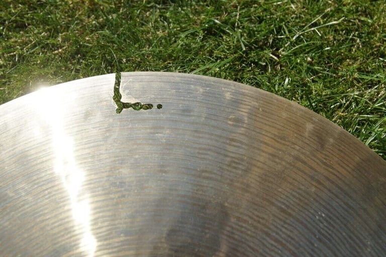 Paiste Signature 18 inch mellow Crash cymbal - '89 - 1315g - Vintage