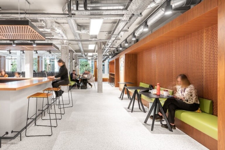 Manchester - M1 5AN, Serviced office to rent for 4 desk at Spaces Peter House