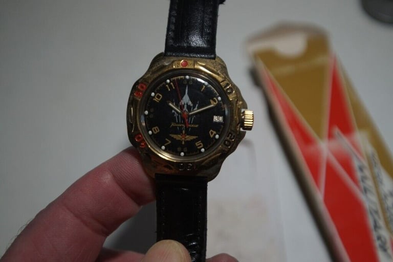 Vostok Komandirskie manual wind mechanical wristwatch - New old stock - '98