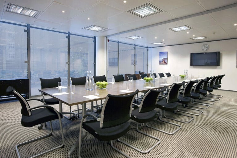 London - W1T 4TQ, All-inclusive access to coworking space in Regus Tottenham Court Road