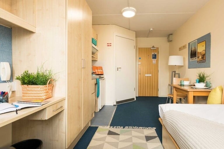 Student Rooms in Liverpool – All Bills Included | Comfortable Homes Near Campus