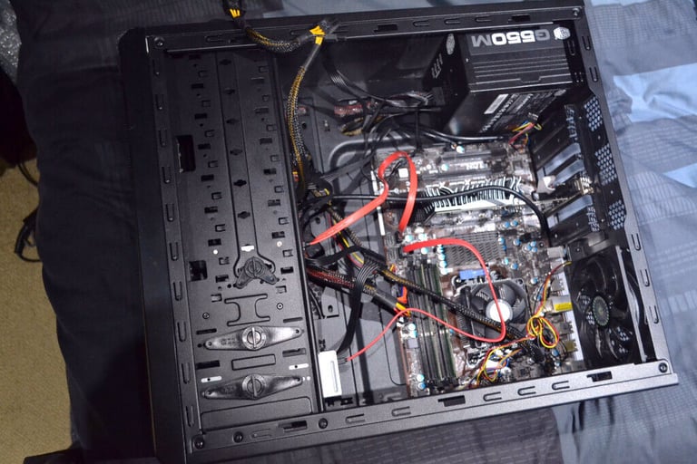 Gaming PC guts... 6 core FX 6300 8GB RAM 60GB SSD bare bones