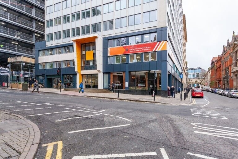 Birmingham B3 3AS, 2 Desk serviced office to rent at Edmund House