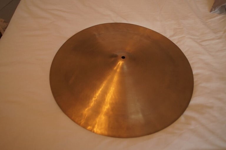 image for Avedis Zildjian 20 inch Swish cymbal - '80s -Vintage - USA