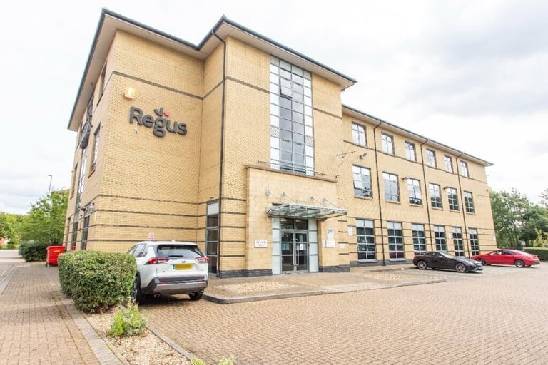 Warrington - WA2 0XP, Open plan office for 15 people to rent at Cinnamon House