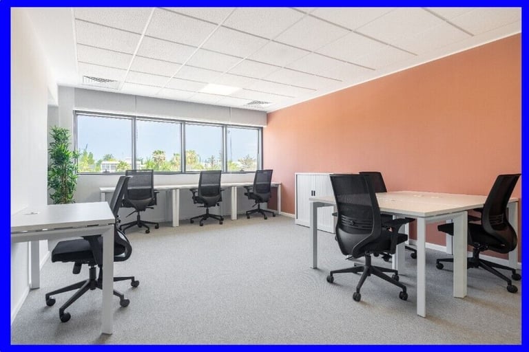 Birmingham - B4 6AF, 10 Desk serviced office to rent at Lewis Building