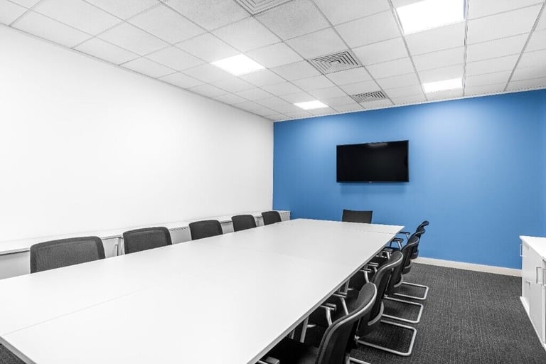 Hatfield - AL10 9NA, Open plan office space for 15 people available at Titan Court