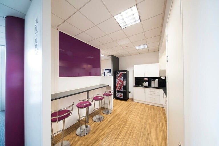 Slough - SL1 4DX, 4 Desk private office available at 268 Bath Road