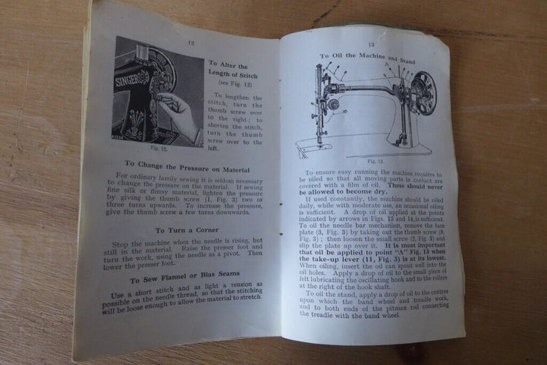 Original Instruction booklet for a Singer Sewing Machine No 66. ‘Oscillating hook, for Family use’.