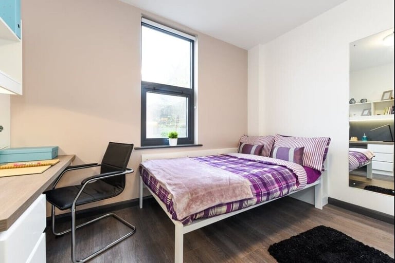 image for STUDENT ROOM TO RENT IN NEWCASTLE. EN-SUITE WITH PRIVATE ROOM, PRIVATE BATHROOM AND SHARED KITCHEN