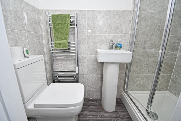 6 Bed 6 Bath HMO Preston City Centre Fully Refurbed High Spec Throughout Returns In Excess of 45% PA