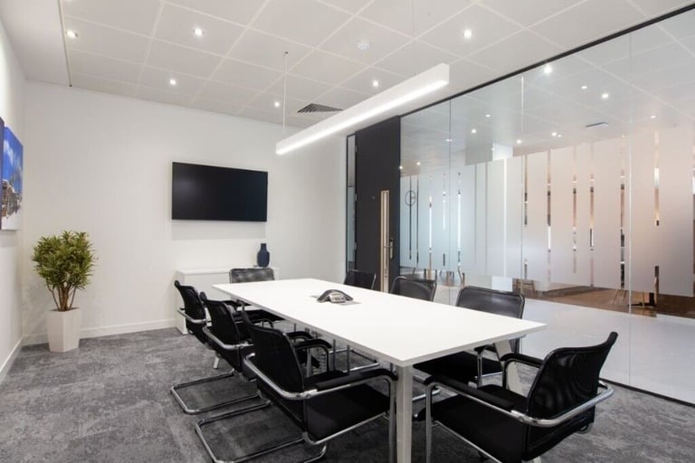 Manchester - M2 4WQ, Co-working 322 sqft serviced office to rent at 82 King Street
