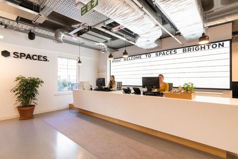 Brighton - BN1 4DU, Book a reserved coworking spot in Spaces Trafalgar Place