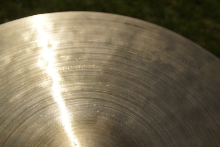 UFIP Class Series 14 inch Hi hat cymbals - Pair - '90s - rare- 1373/1400g - Vintage