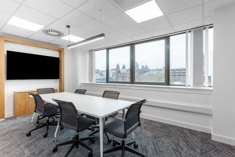 Wolverhampton - WV3 0SR, Co-working membership 538 sqft serviced office to rent at 84 Salop Street