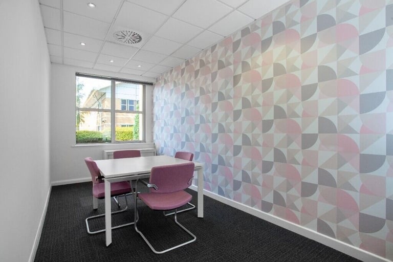 Derby - DE74 2TZ, Open plan office space for 15 people at East Midlands Airport 