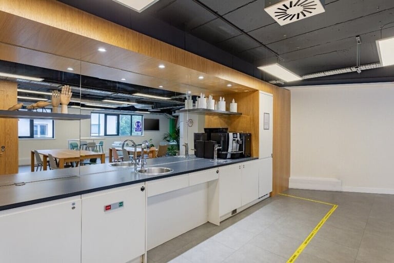 Teddington - TW11 0JR, Open plan office space for 10 people at Spaces Teddington