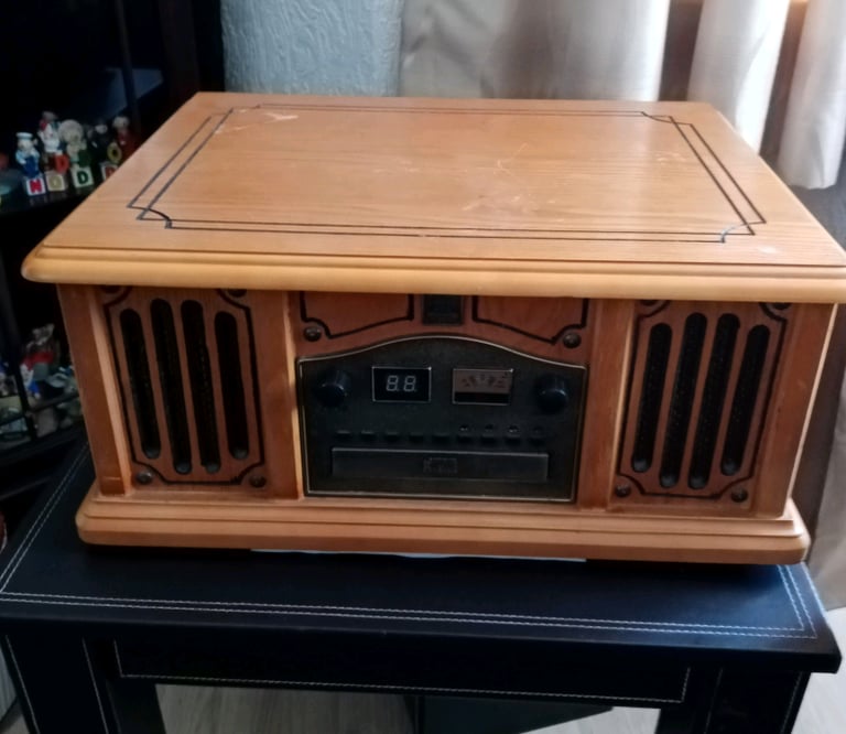 Thomas Pacconi Phonograph (music Centre) 