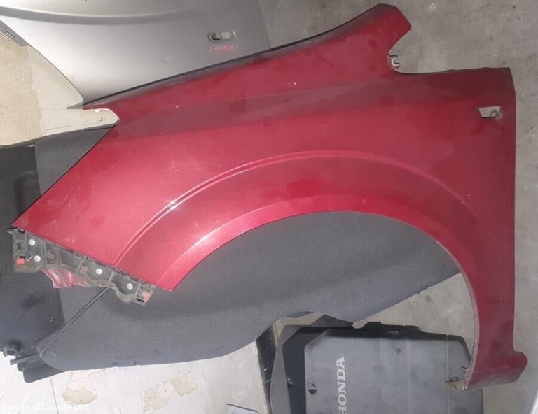 Vauxhall Zafira B Left Side Front Wing Red 2007