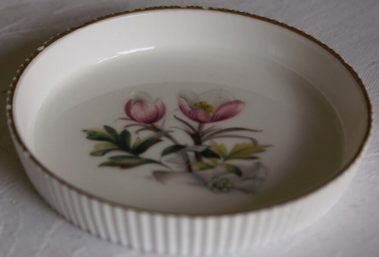 image for Royal Worcester Bone China pin/trinket dish or Jam/Butter Pat - Crocus