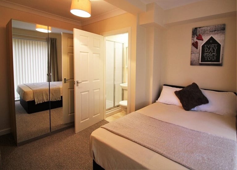 2 Luxury Double En-Suite Rooms Left in Balby!