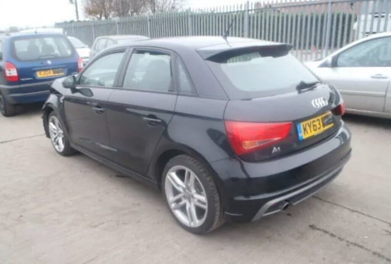 image for AUDI A1 2010-2016 BREAKING SPARES AIRBAG LEATHER SEATS ALLOY DOORS AXLE HUBS CORNERS